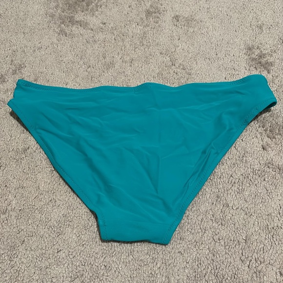 Bathing suit - Picture 5 of 7